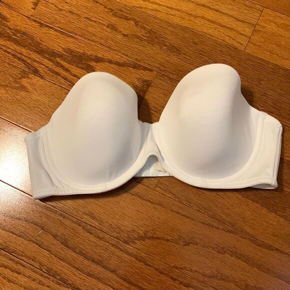 Aerie 36C lightly padded white strapless bra - Picture 1 of 4